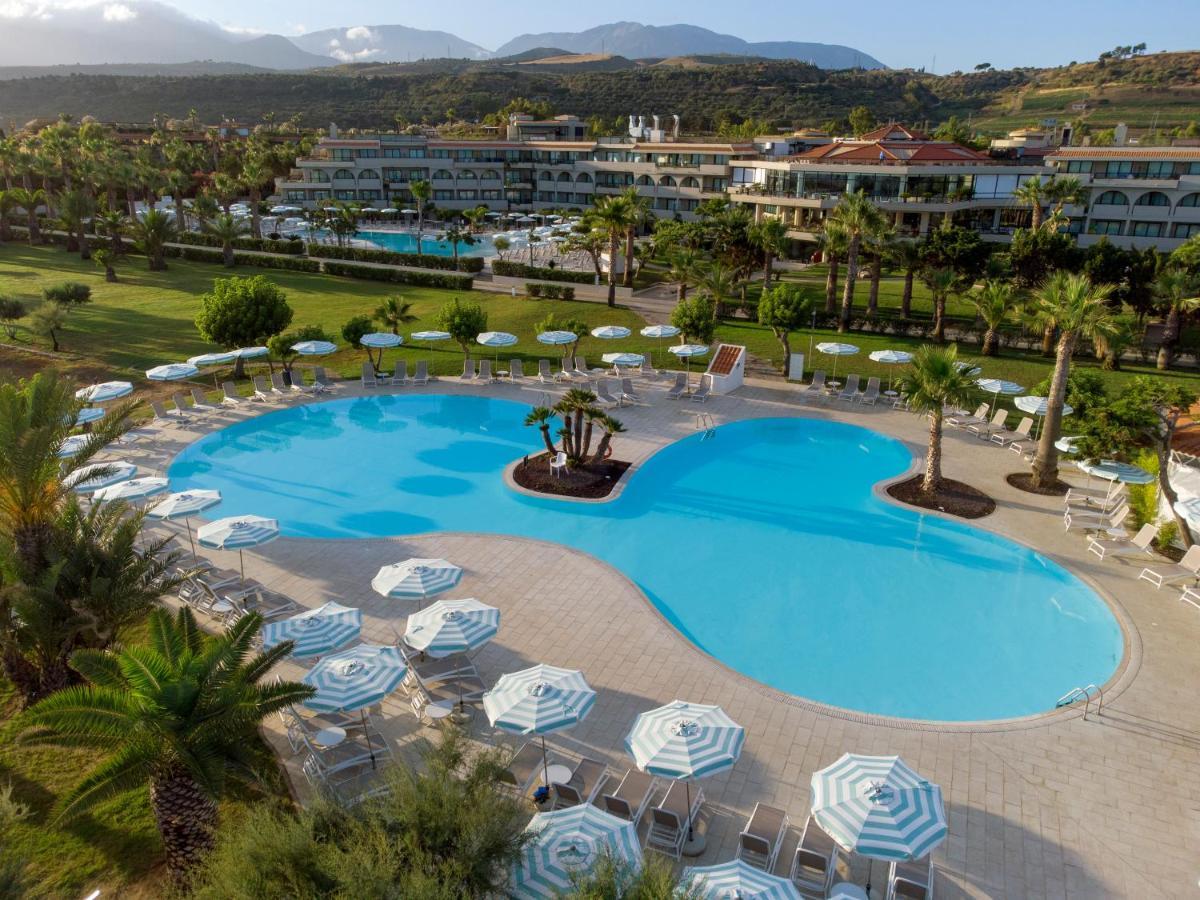 The Signature Level At Grand Palladium Sicilia & 5*
