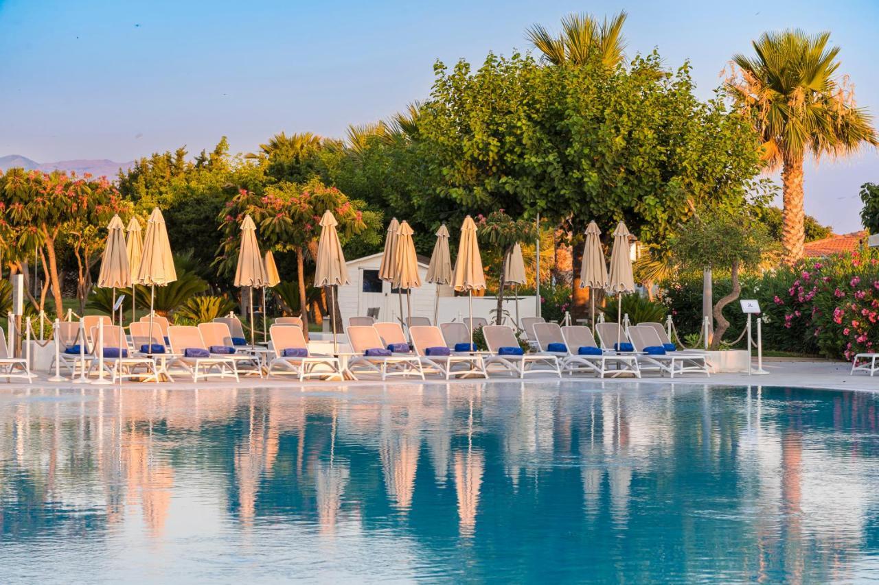 The Signature Level At Grand Palladium Sicilia & Campofelice Di Roccella
